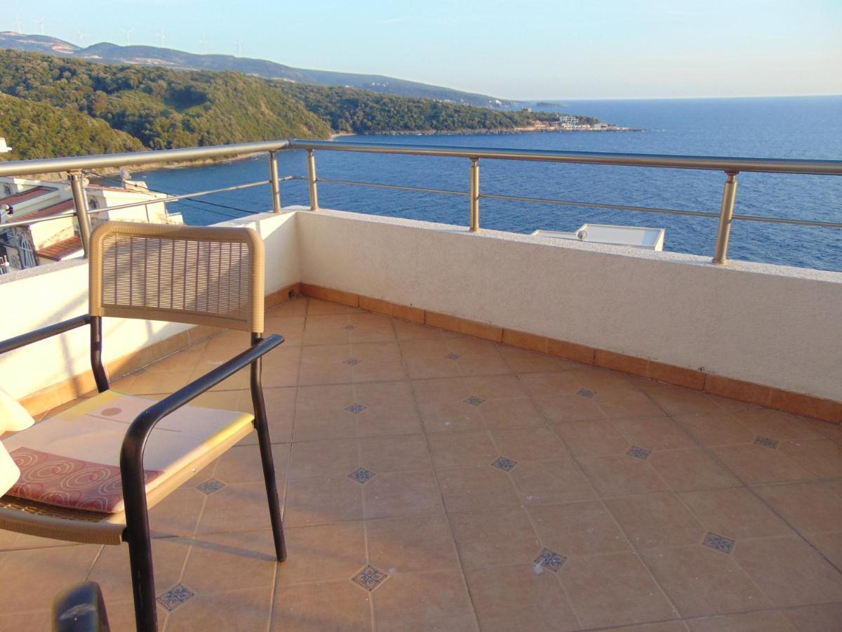 Vila Vito Apartman Dobra Voda Kültér fotó