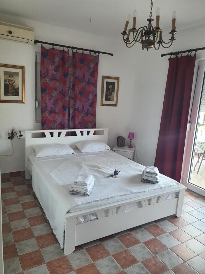 Vila Vito Apartman Dobra Voda Kültér fotó